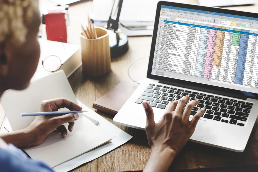 10 Benefits of Hiring a Remote Bookkeeper
